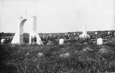 Historical image of memorial from unknown period