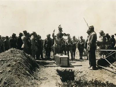 Burial of French pilot Henri Dumas on Tenedos. He now lies in the French national cemetery at Seddul-bahr, grave no. 4.