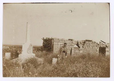 Historical image of memorial from unknown period